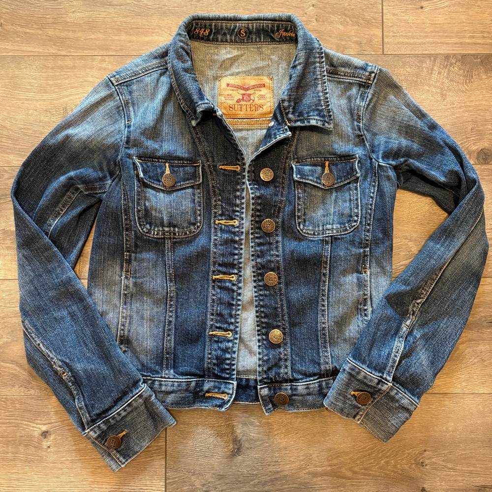 Blue Denim Jean Jacket - Women's Classic Jean Jacket